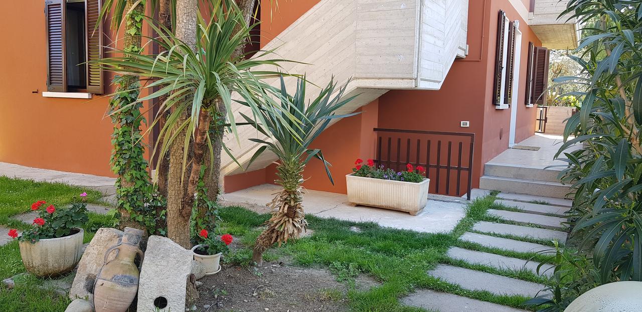 La Casa Di Rivo Hotel Desenzano del Garda Kültér fotó